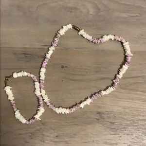 Shell necklace and bracelet set